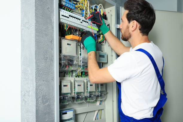 Best Emergency Electrical Repair  in , IL